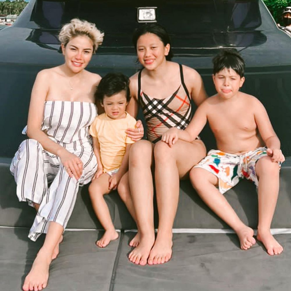 kebersamaan lolly dan nikita © Instagram