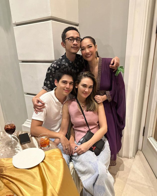 Luna Maya dan Maxime kian lengket © Instagram
