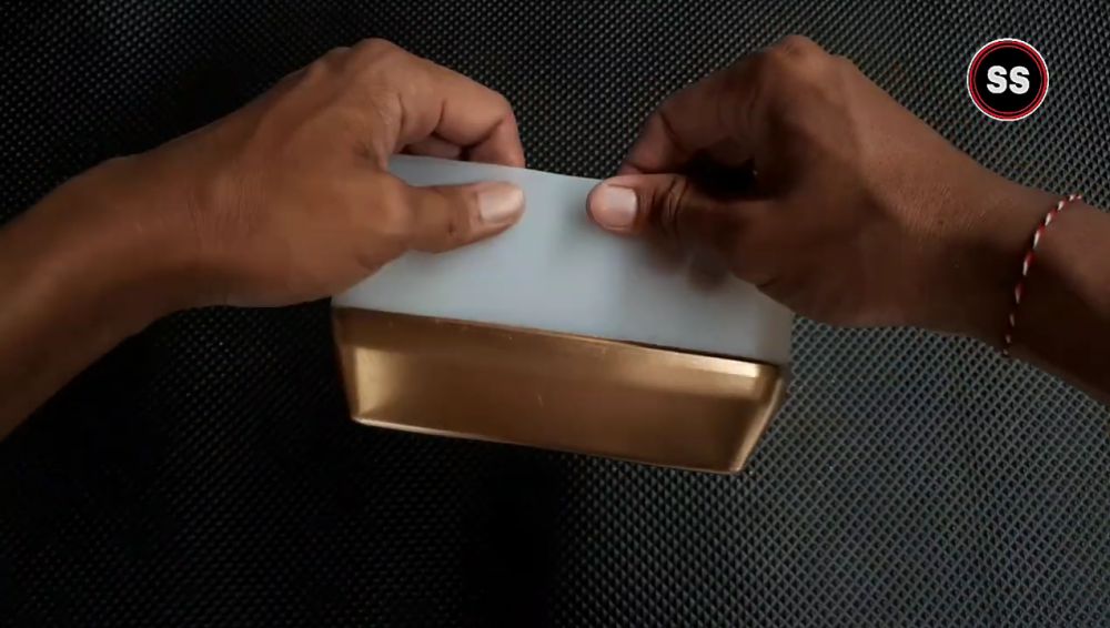 Cara unik bikin rak bumbu dapur dari jerigen bekas, ekonomis dan mudah ditiru