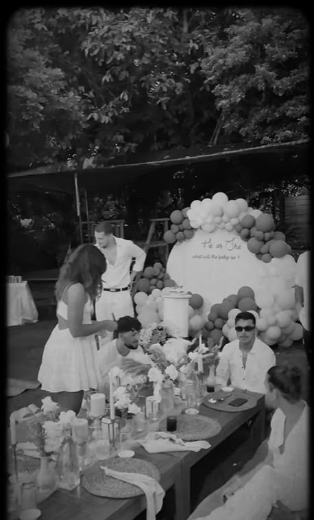 momen gender reveal anak jennifer coppen © berbagai sumber