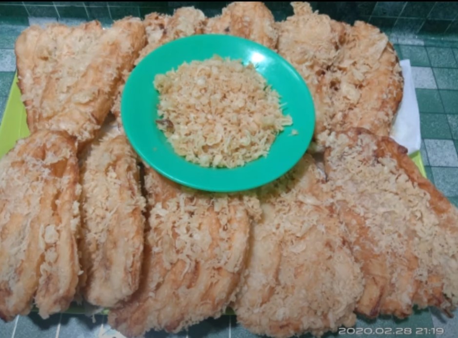 Bukan pakai baking soda, ini trik agar adonan pisang goreng kipas renyah tahan lama