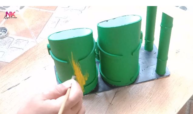 Tak perlu beli baru, trik bikin tempat sendok garpu dari pipa bekas ini mudah ditiru