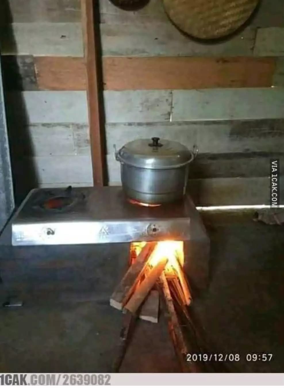 potret kocak perabotan rumah tangga © berbagai sumber