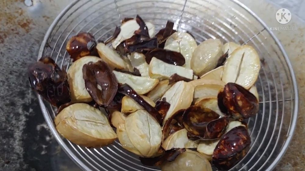 Trik menggoreng jengkol supaya kulitnya auto terlepas dan tetap empuk walau sudah dingin