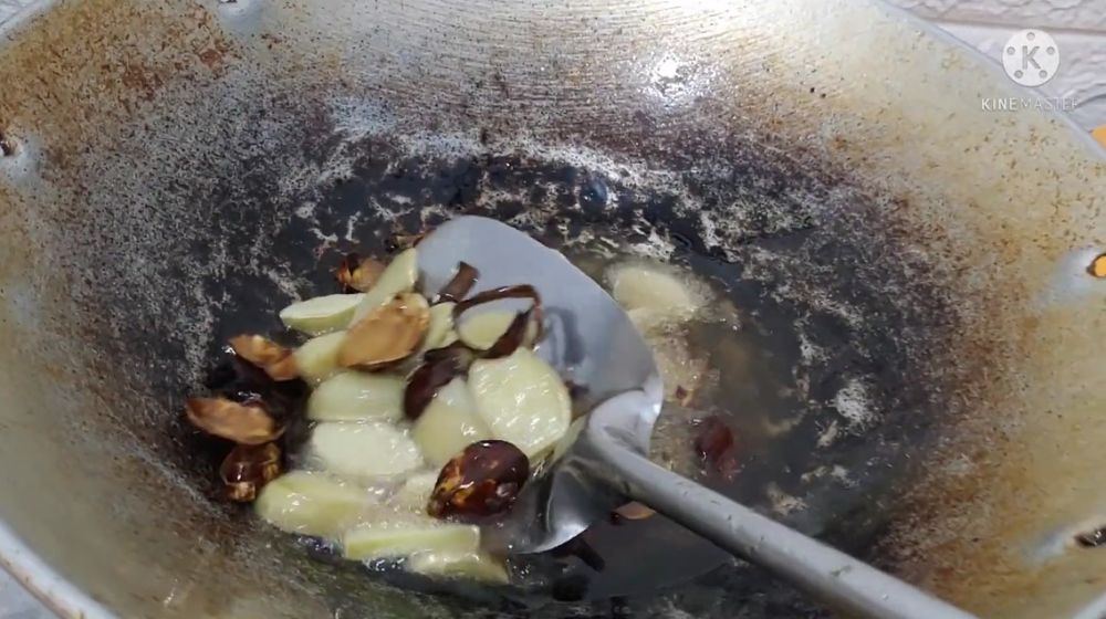 Trik menggoreng jengkol supaya kulitnya auto terlepas dan tetap empuk walau sudah dingin