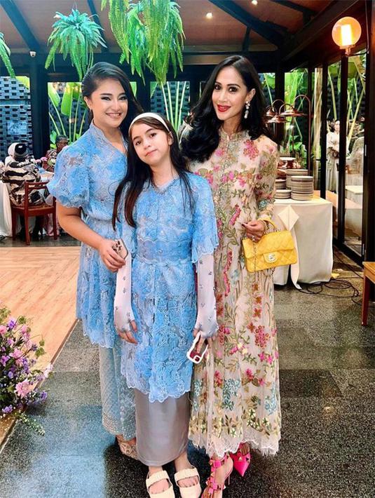ibu Marshanda menikah ketiga kalinya © Instagram ibu Marshanda menikah ketiga kalinya © Instagram