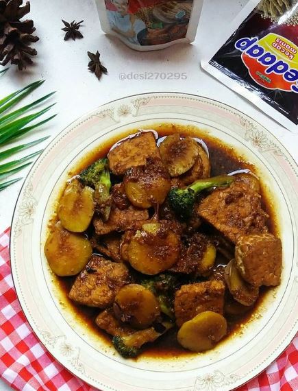 11 Resep semur tempe istimewa, lezat, mudah dibikin, dan bumbunya juara