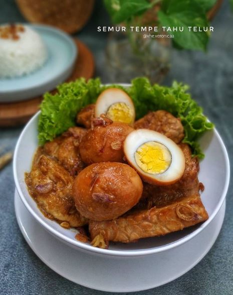 11 Resep semur tempe istimewa, lezat, mudah dibikin, dan bumbunya juara