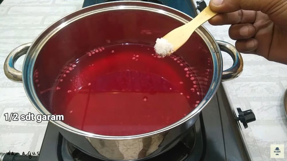 Cukup 10 menit, begini cara masak sagu mutiara agar awet dan tak lengket hingga 1 minggu