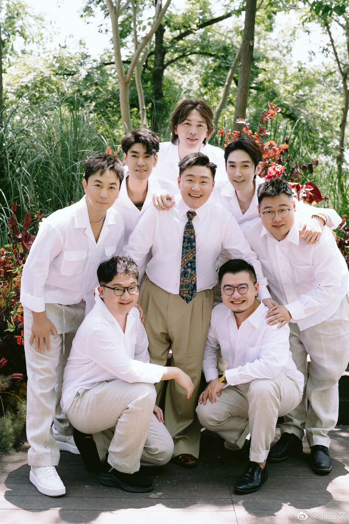 7 Momen pernikahan Steven Hao pemeran Boboho, Shi Xiao Long pemeran biksu kecil dipilih jadi best man