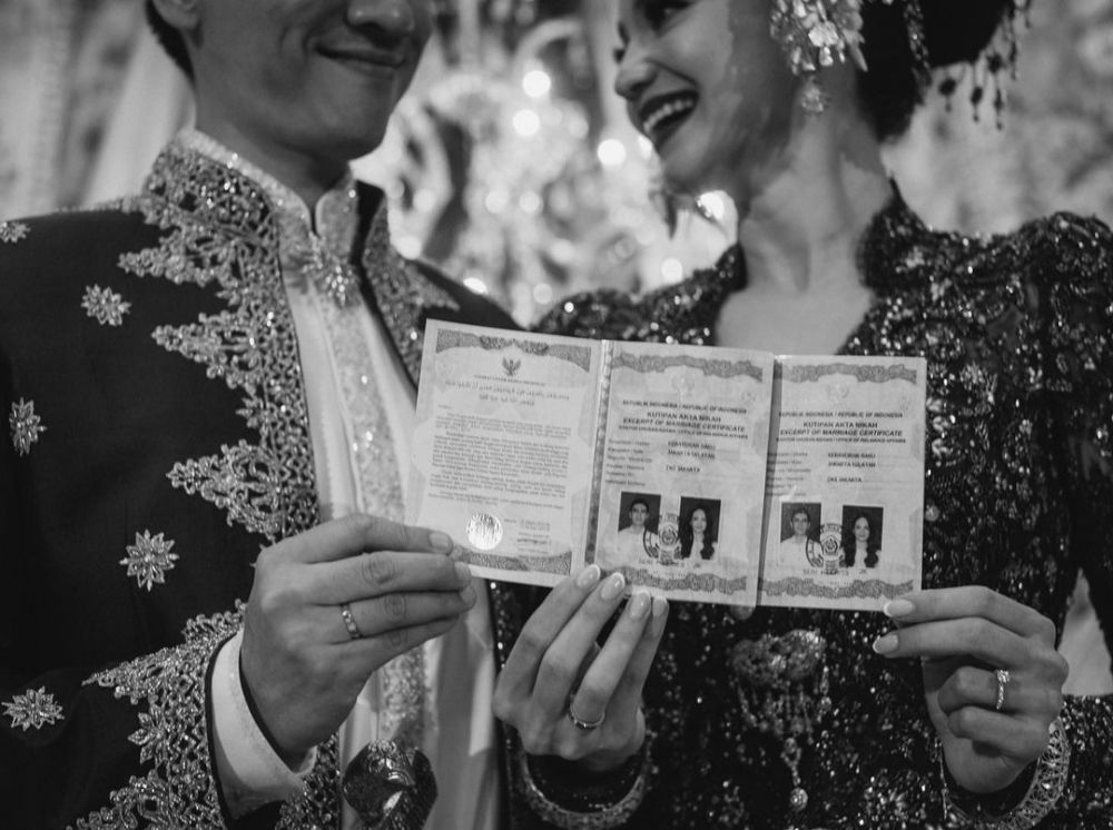 Enzy Storia menikah © berbagai sumber