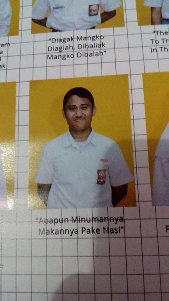 Potret kocak tulisan di buku tahunan © berbagai sumber Potret kocak tulisan di buku tahunan © berbagai sumber