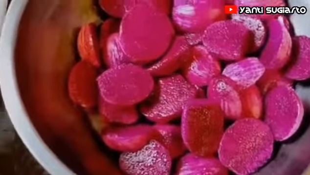 Tanpa bahan pengawet, ini cara simpan potongan buah naga agar tetap enak dan awet hingga 1 tahun