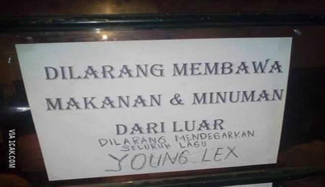 Potret kocak peringatan di warnet © berbagai sumber