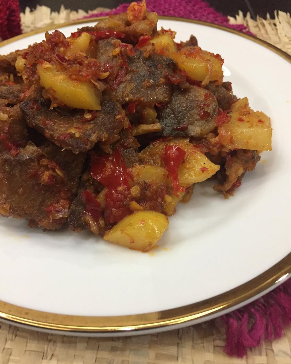 11 Resep daging sapi balado sederhana, enak, praktis, dan mudah ditiru