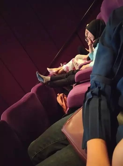 potret kocak penonton saat nonton ke bioskop © berbagai sumber