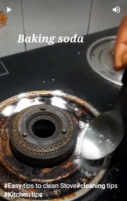 Modal 2 bahan dapur, begini cara mudah bersihkan tungku burner kompor tanam yang berkerak