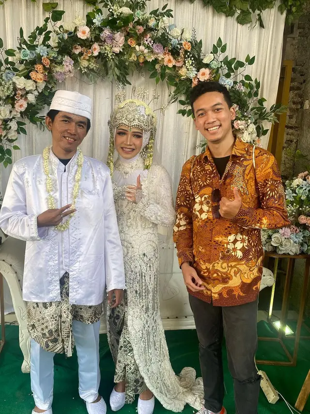 cerita perjalanan cinta tiko © berbagai sumber cerita perjalanan cinta tiko © berbagai sumber