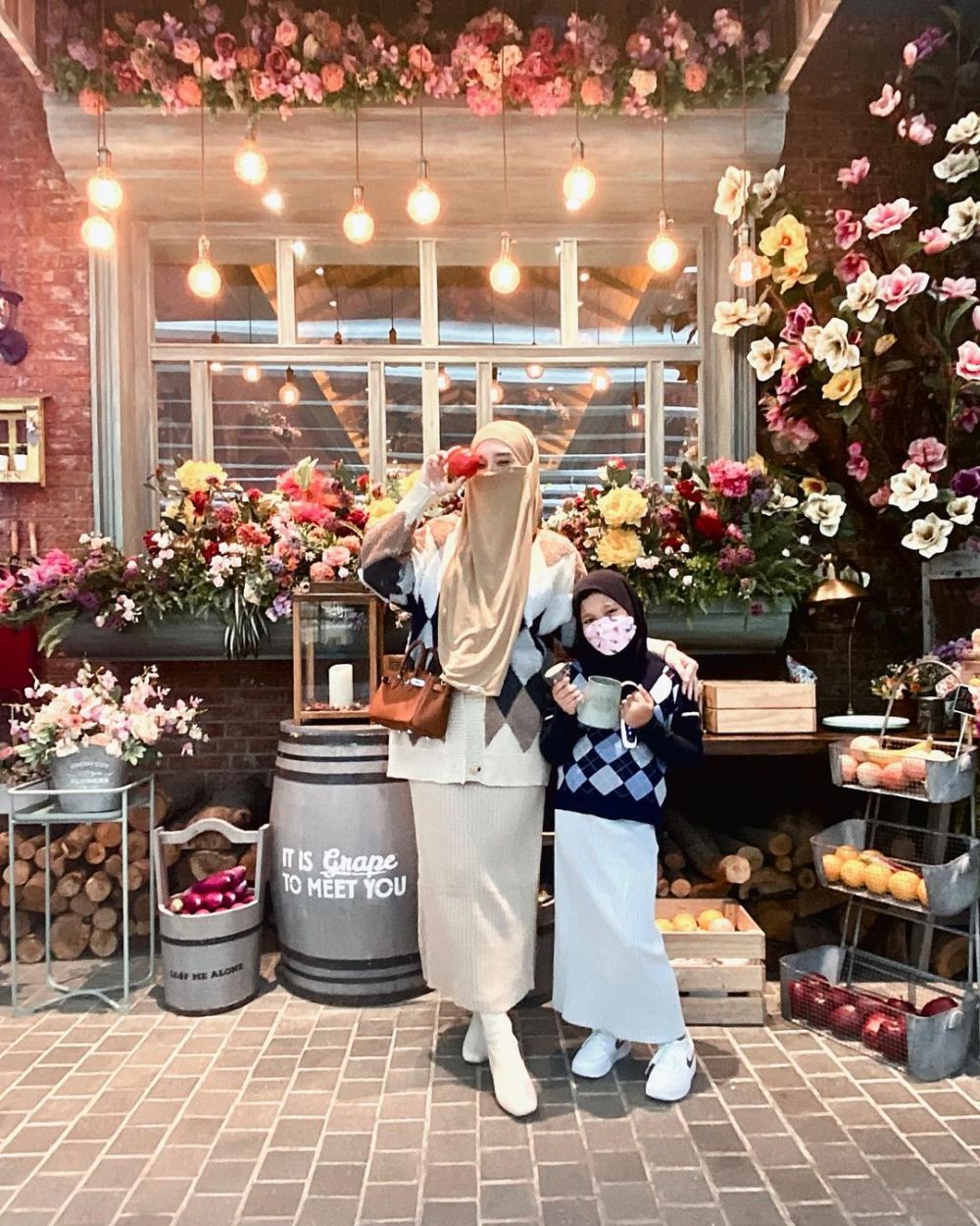 SELEB - Inara Rusli balik gugat cerai Virgoun, tuntut harta gono-gini dan hak asuh anak © 2023 brilio.net