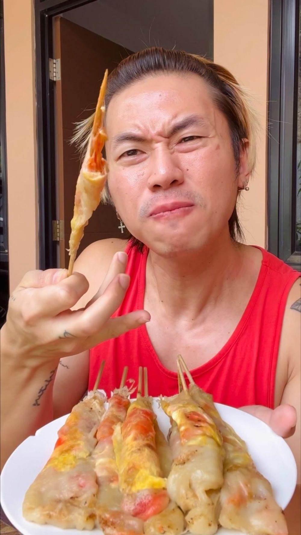 Rafael Tan nggak jaim sederhana © 2023 berbagai sumber