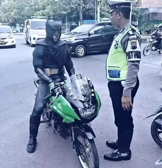 Potret kocak di pinggir jalan Berbagai sumber