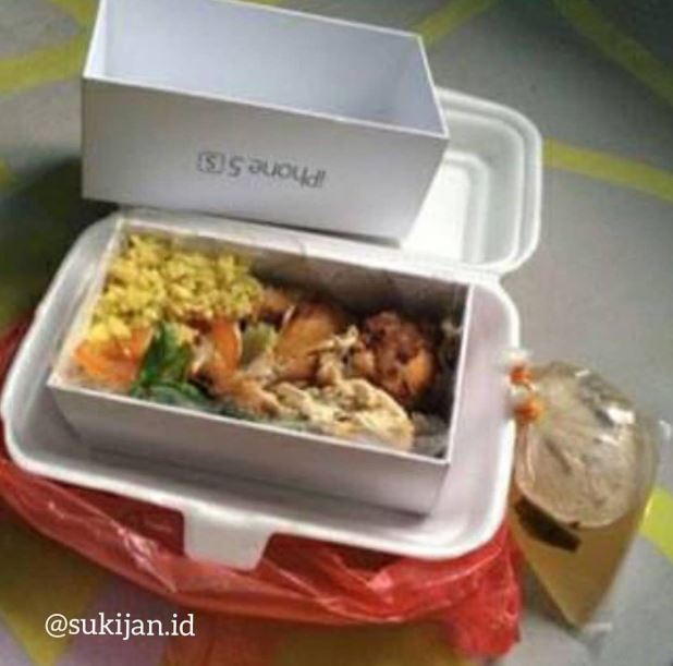 Potret kocak bungkus makanan pakai plastik Berbagai sumber