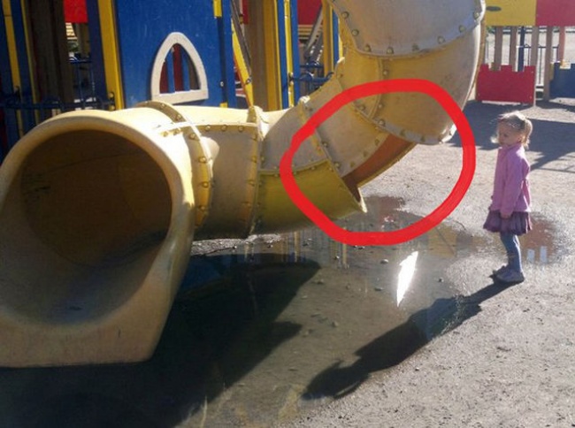 wahana permainan ini bikin bingung pengunjung © berbagai sumber