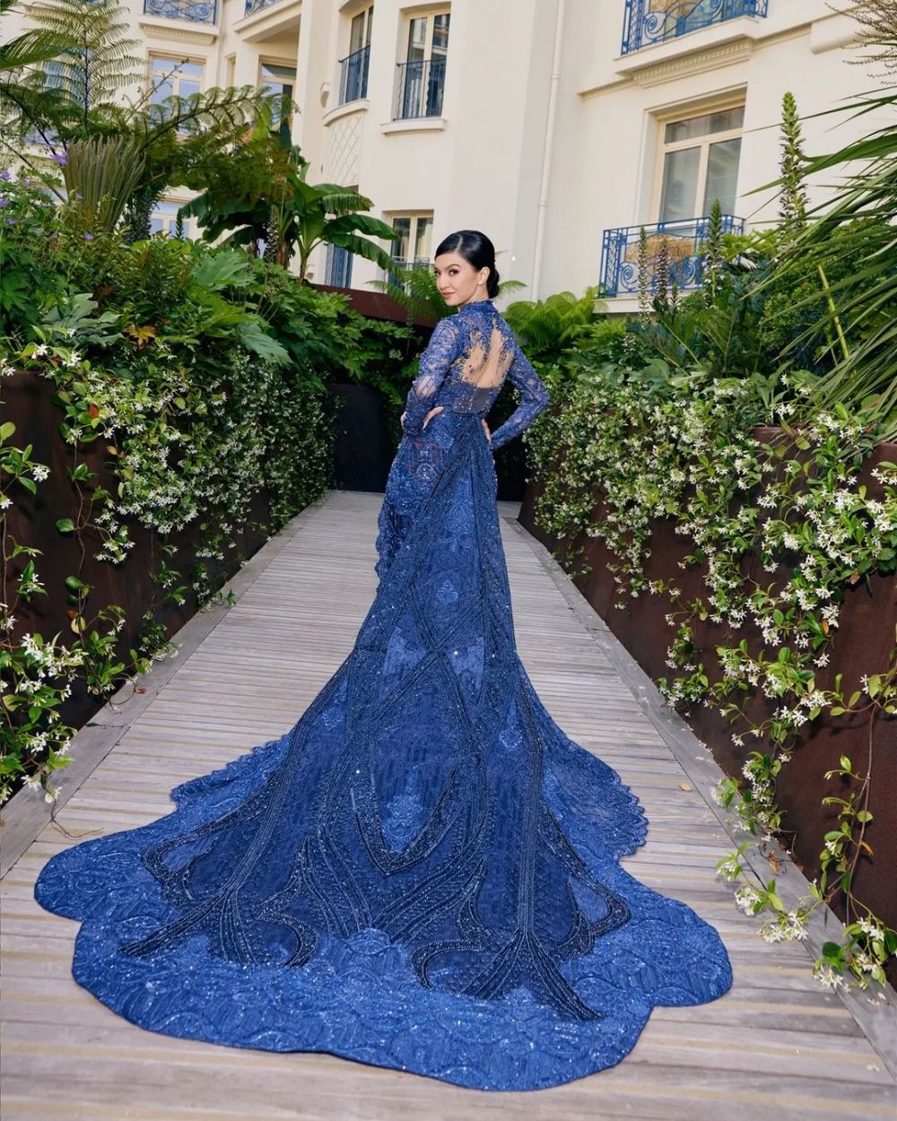 potret raline hadiri festival film cannes © instagram