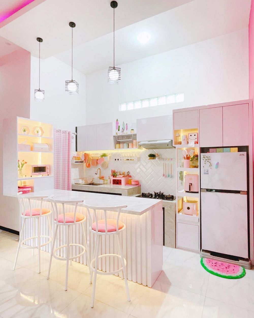 Bak rumah Barbie, 11 potret interior rumah serba pink ini lucu dan bikin gemas