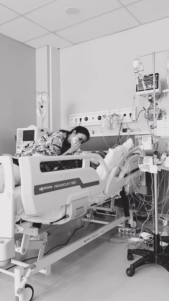 kenangan tyas mirasih rawat sang ibu © Instgaram/@tyasmirasih