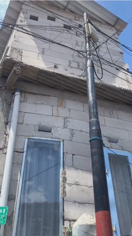 rumah batako Rp 50 juta dalamnya estetik © TikTok/@jujupermanaa