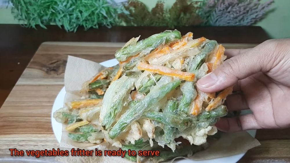 Trik bikin bakwan sayur ala Marugame Udon yang renyah tak serap banyak minyak, 2 bahan ini rahasianya