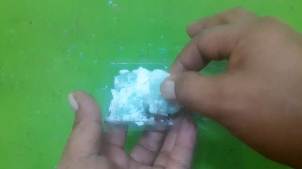 Awet 2 hari tanpa kulkas, begini cara menggunakan kelapa parut untuk klepon agar tak bau dan asam