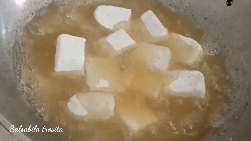 Trik bikin ketan goreng agar hasilnya cantik, tak lengket, dan tidak menyerap banyak minyak