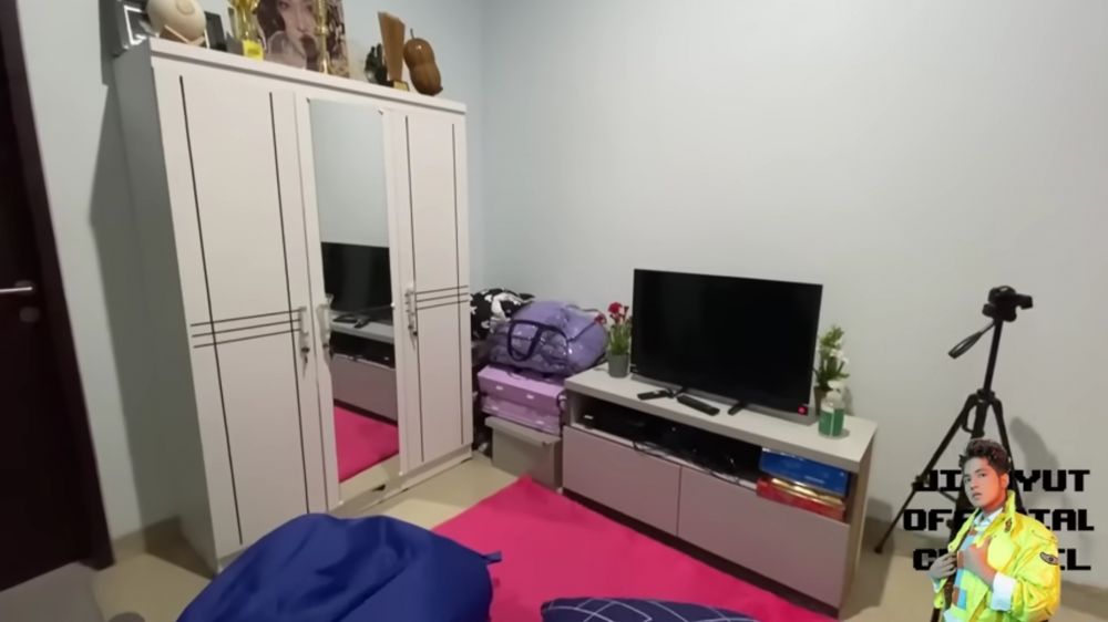 kontrakan jirayut di jakarta © berbagai sumber kontrakan jirayut di jakarta © berbagai sumber