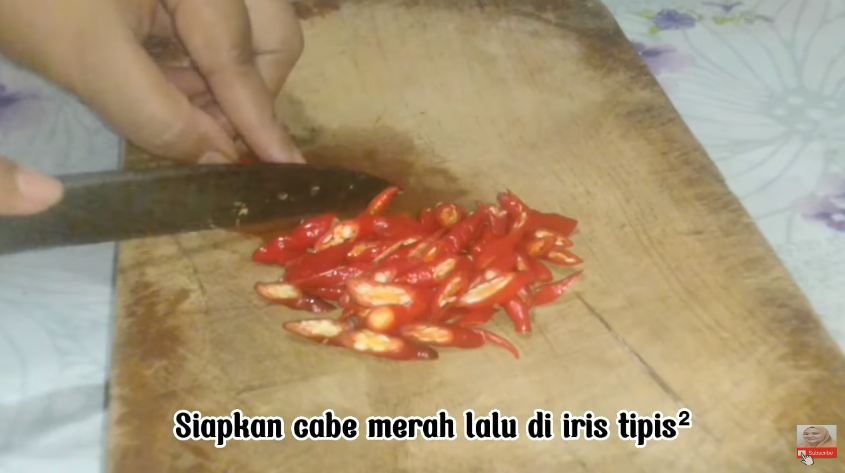 Tanpa tambahan MSG, ini trik bikin tumis jantung pisang yang enak, gurih, dan tidak menghitam