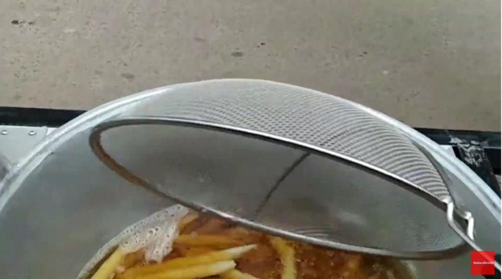 Renyah dan antialot, ini cara goreng sotong ala pedagang tahu bulat