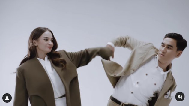 potret prewedding Enzy Storia bareng suami © 2023 berbagai sumber