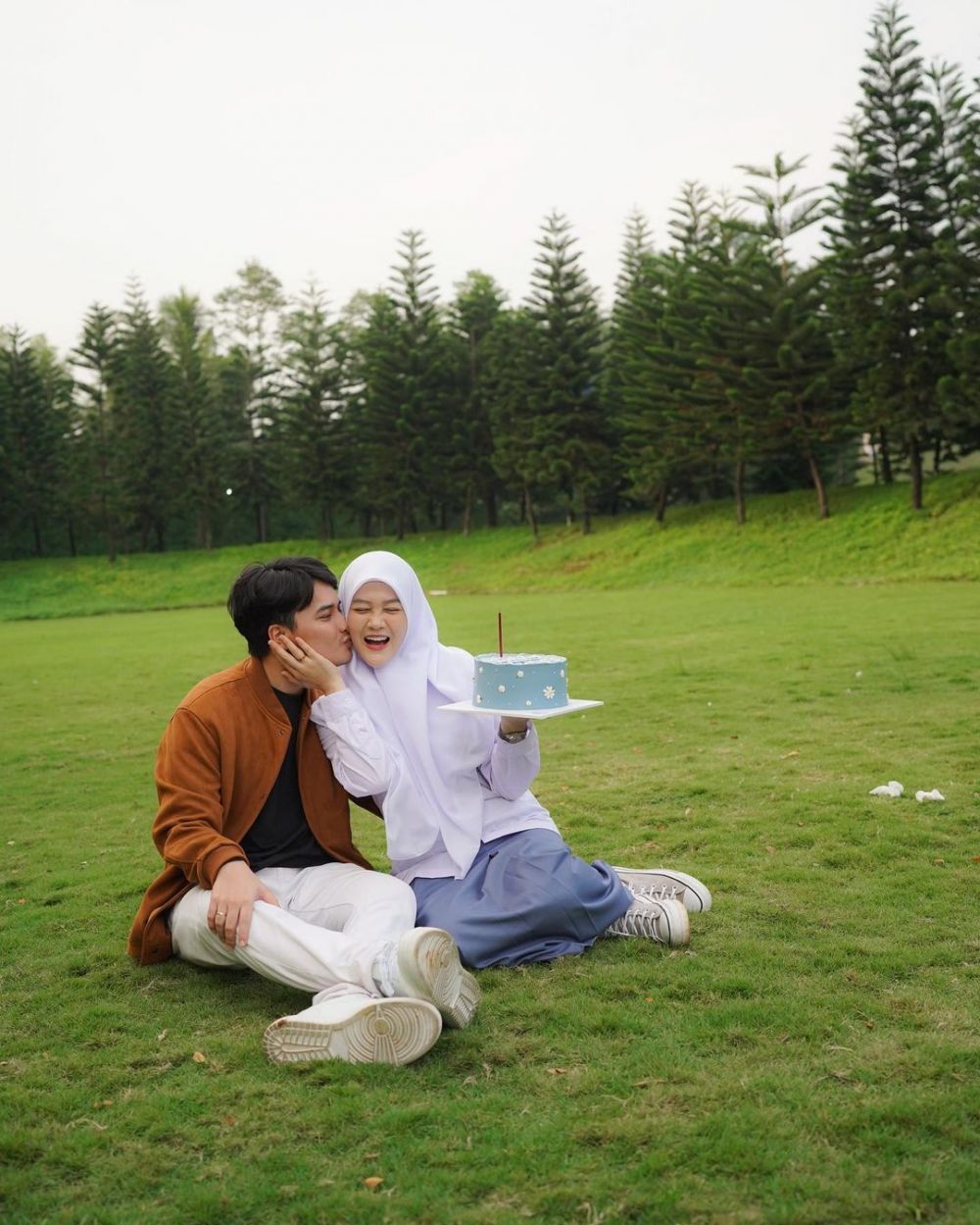 ultah Henny Rahman dandan anak SMA © berbagai sumber