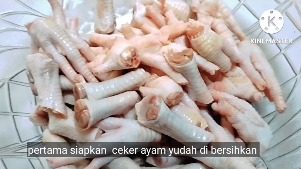 Tanpa cuka atau jeruk nipis, begini trik ampuh basmi bau amis pada ceker