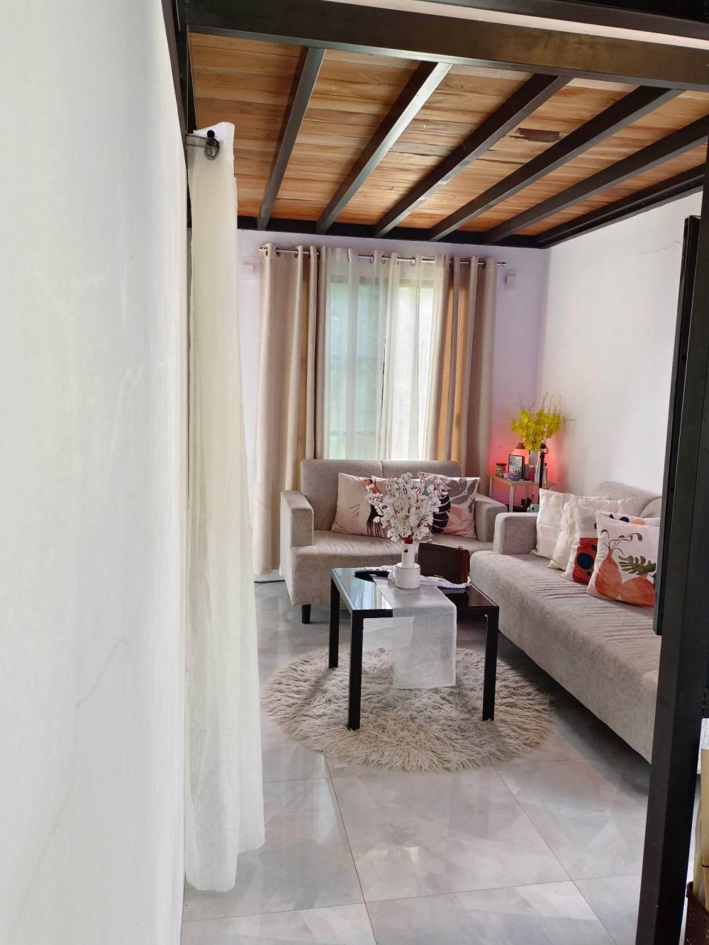 rumah minimalis industrial © Facebook rumah minimalis industrial © Facebook