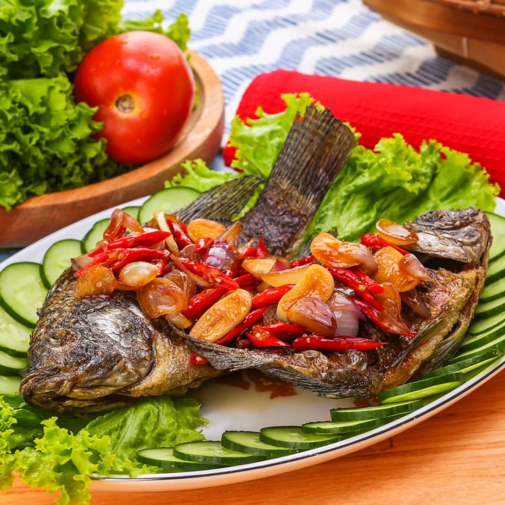 11 Resep ikan saus tiram, simpel, nikmat, dan menggugah selera