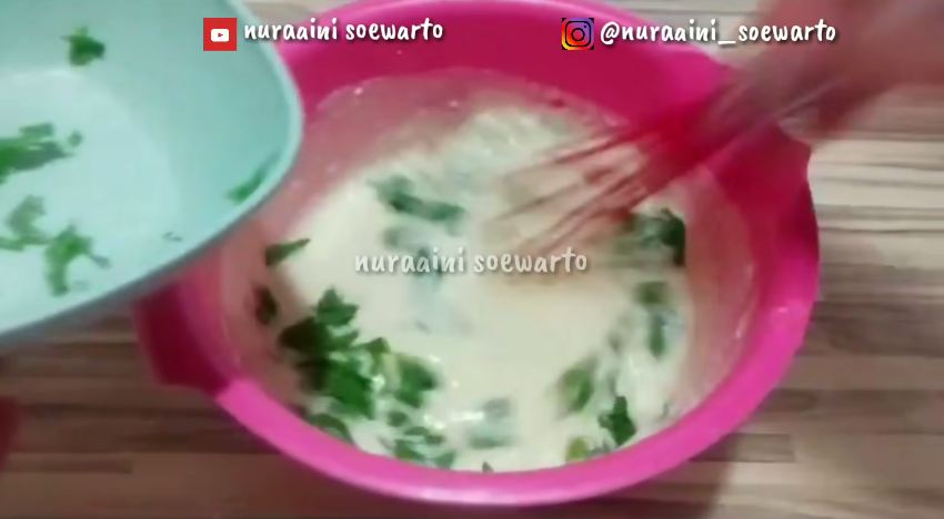 Tanpa tambahan baking powder, ini cara bikin mendoan yang lezat, krispi, dan menggugah selera