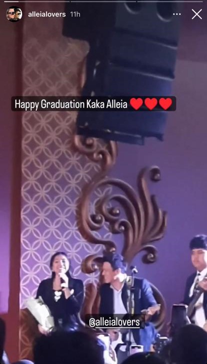 ariel noah nyanyi bareng anak di hari kelulusan © berbagai sumber  ariel noah nyanyi bareng anak di hari kelulusan © berbagai sumber