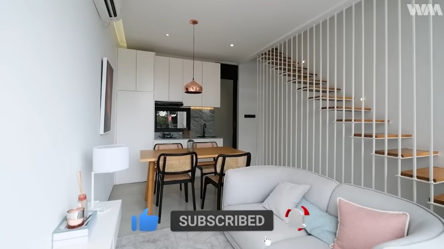 potret rumah mungil di tengah kota © YouTube potret rumah mungil di tengah kota © YouTube