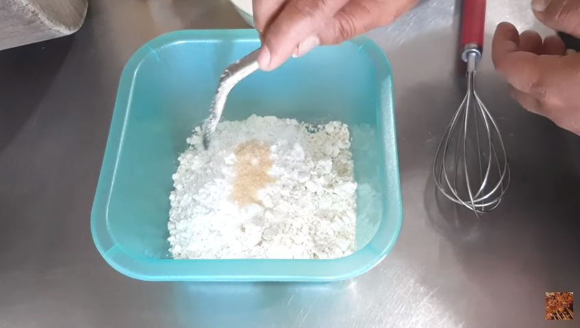 Tanpa tambahan baking powder, ini trik bikin pisang goreng agar renyah dan tak berminyak