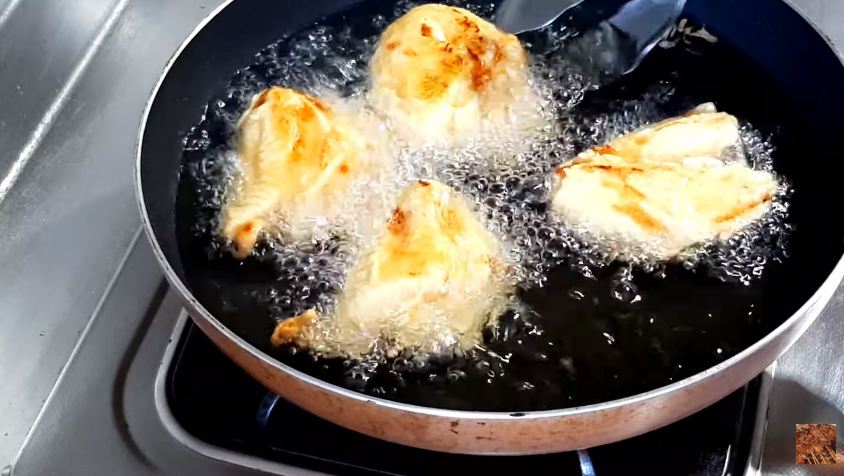 Tanpa tambahan baking powder, ini trik bikin pisang goreng agar renyah dan tak berminyak