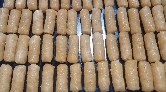 Cara bikin wajik ketan agar lebih lembut, tahan lama, dan tidak lengket di kertas bungkus