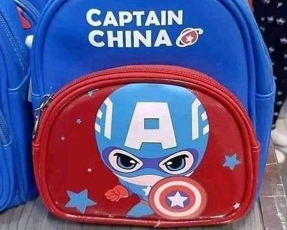 Potret kocak tulisan di brand kw Berbagai sumber