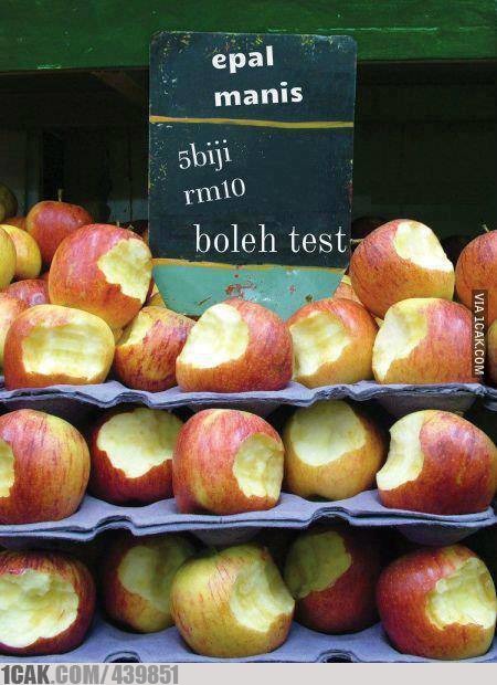 kelakuan nyeleneh para pedagang © berbagai sumber kelakuan nyeleneh para pedagang © berbagai sumber